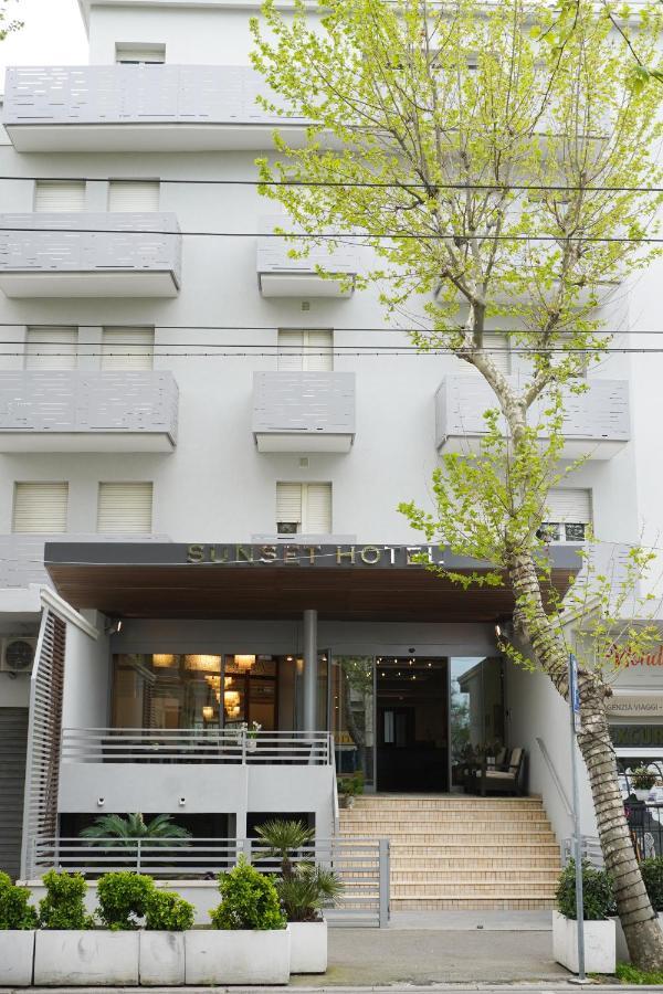 Hotel Sunset Rimini Ngoại thất bức ảnh