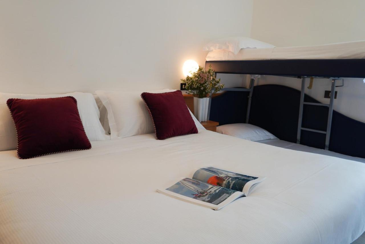 Hotel Sunset Rimini Ngoại thất bức ảnh