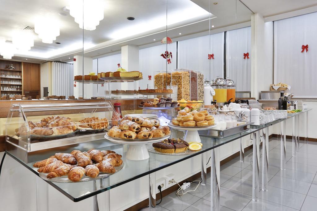 Hotel Sunset Rimini Ngoại thất bức ảnh